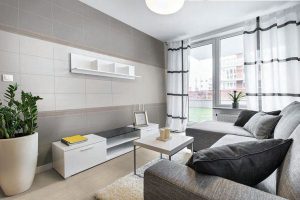 gach op tuong mau trung tinh phong khach