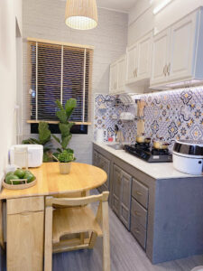 y tuong cai tao khong gian bep nho